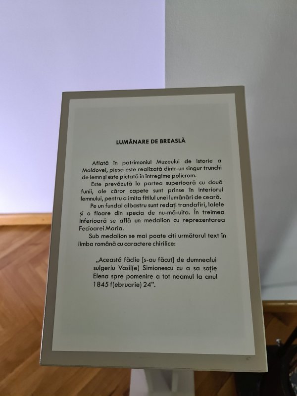 „Ecleraj”, o expoziție-poveste despre cum s-a făcut lumină 201014