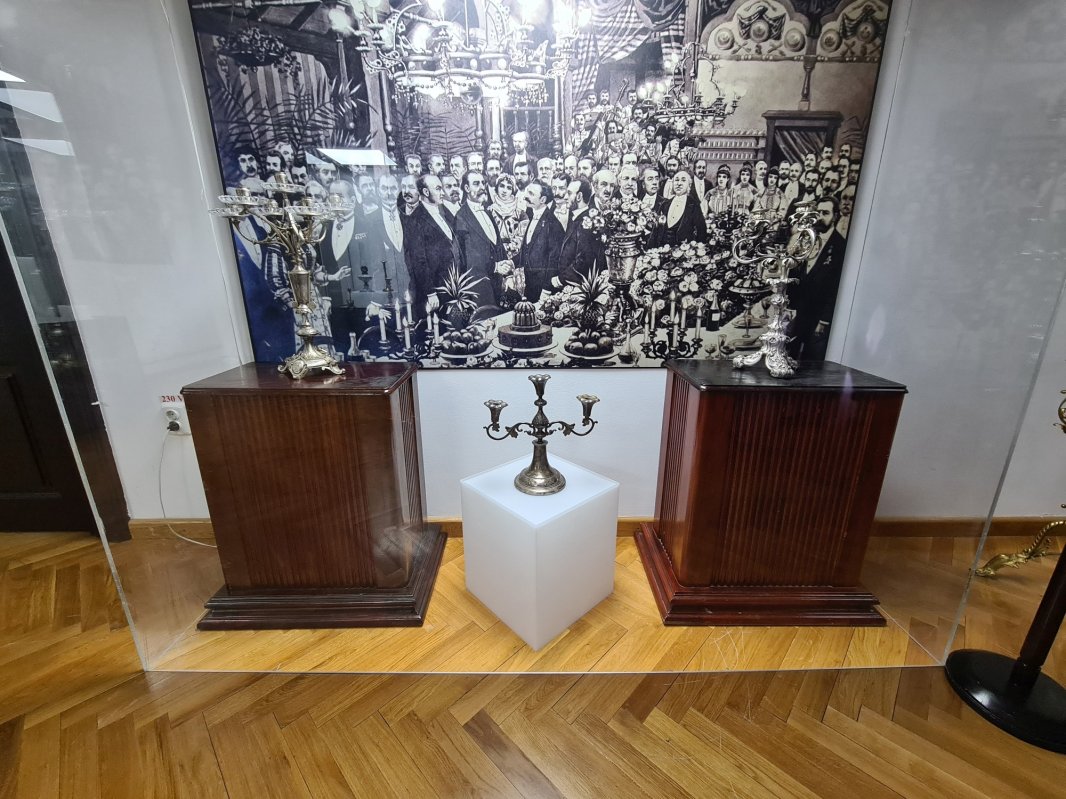 „Ecleraj”, o expoziție-poveste despre cum s-a făcut lumină 201017