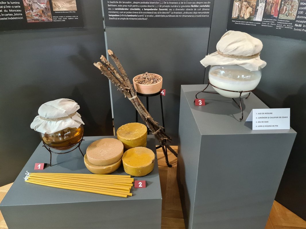 „Ecleraj”, o expoziție-poveste despre cum s-a făcut lumină 201026