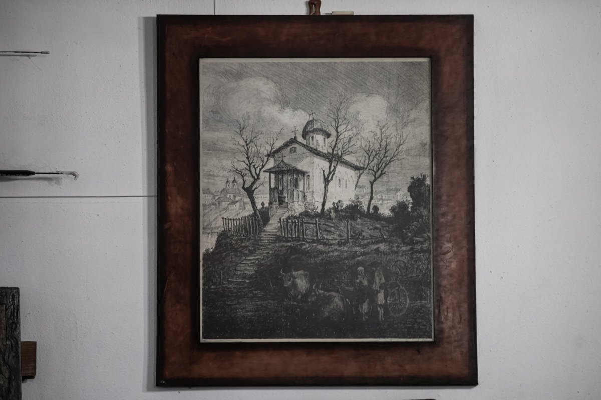 Hramul Bisericii Bucur Ciobanul din Capitală 201204