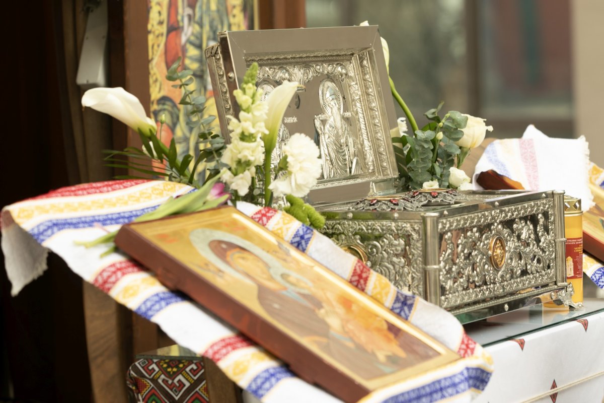 Hramul Bisericii Bucur Ciobanul din Capitală 201213