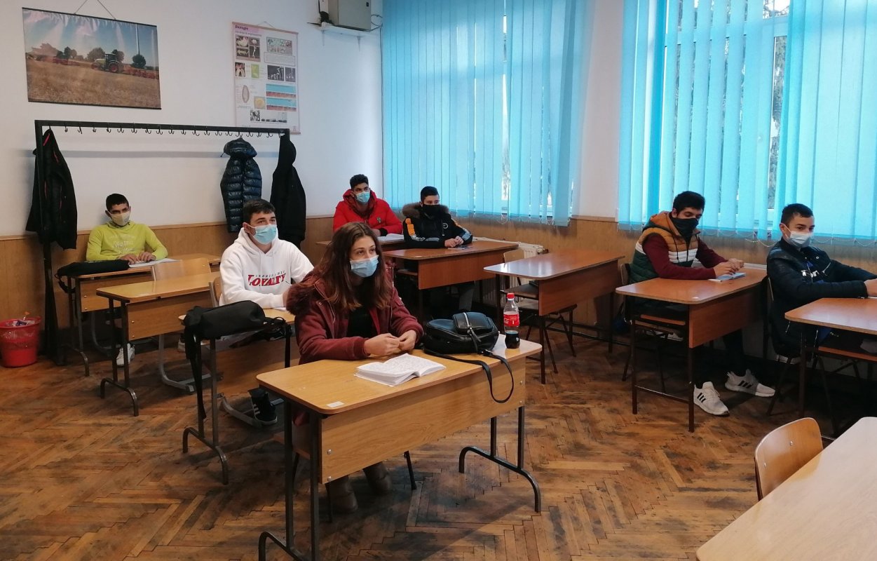 Granturi pentru reducerea abandonului şcolar  201316