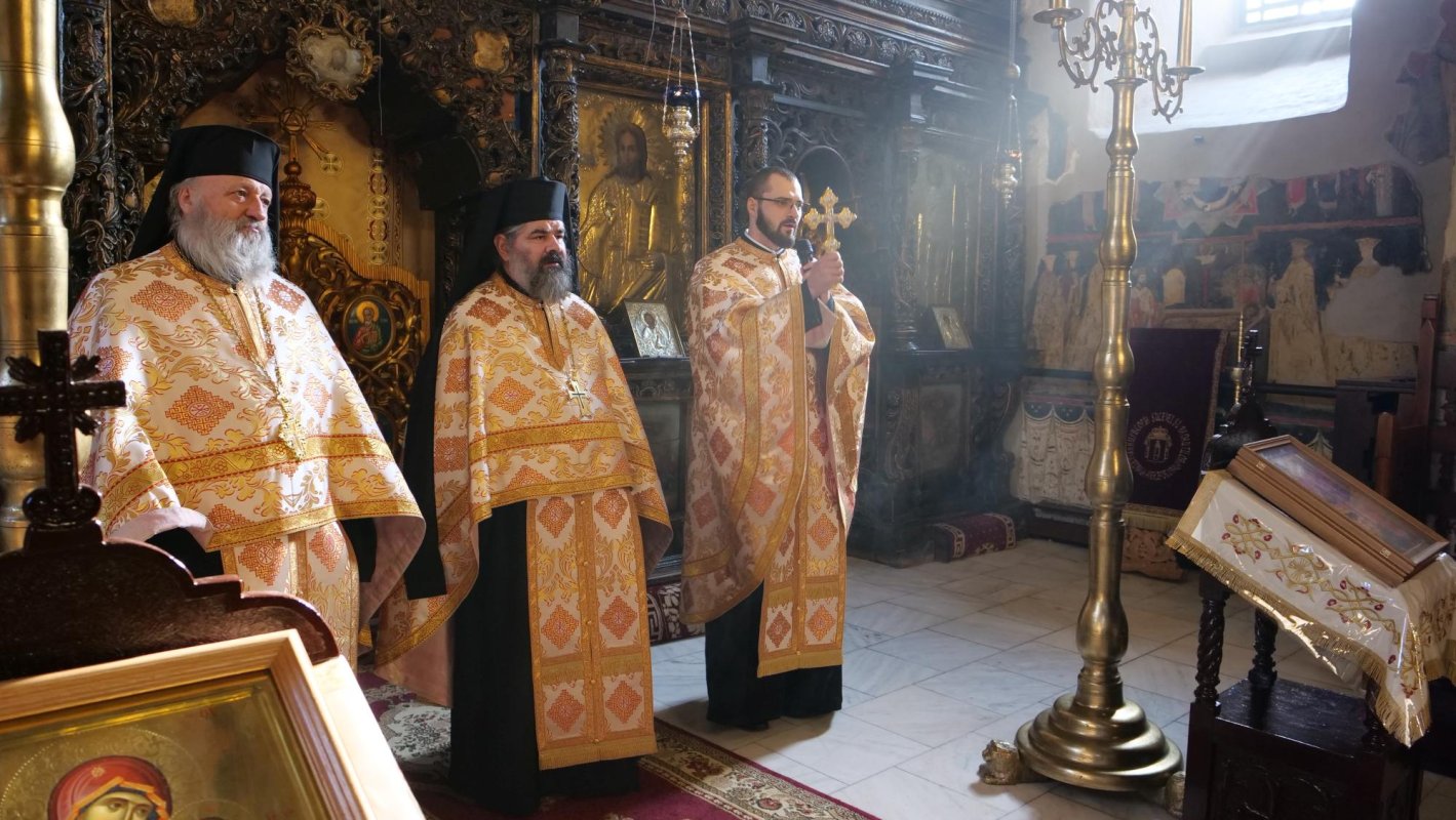 Slujbă de mulțumire în Catedrala Arhiepiscopală din Suceava, la aniversarea Unirii Principatelor Române 201640