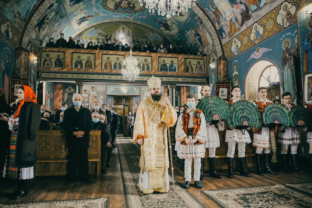 Slujire arhierească la Spermezeu, județul Bistrița-Năsăud 201700