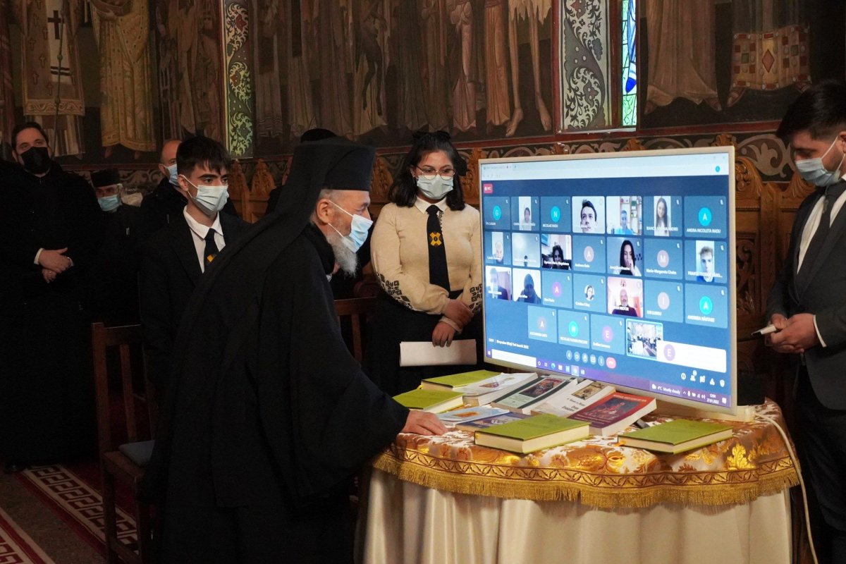 Simpozioane dedicate Sfinţilor Trei Ierarhi la Galaţi 201931