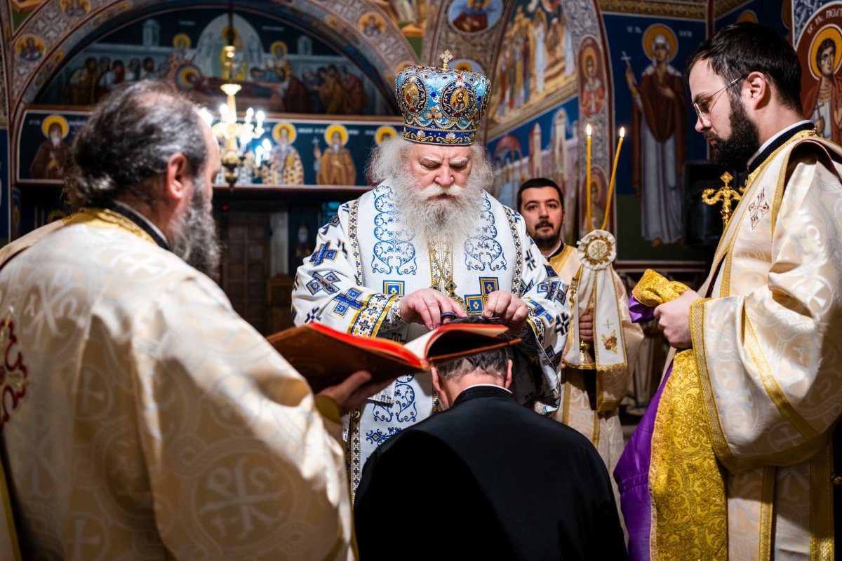 Binecuvântare la Paraclisul Mănăstirii „Sfântul Ioan cel Nou” 202009