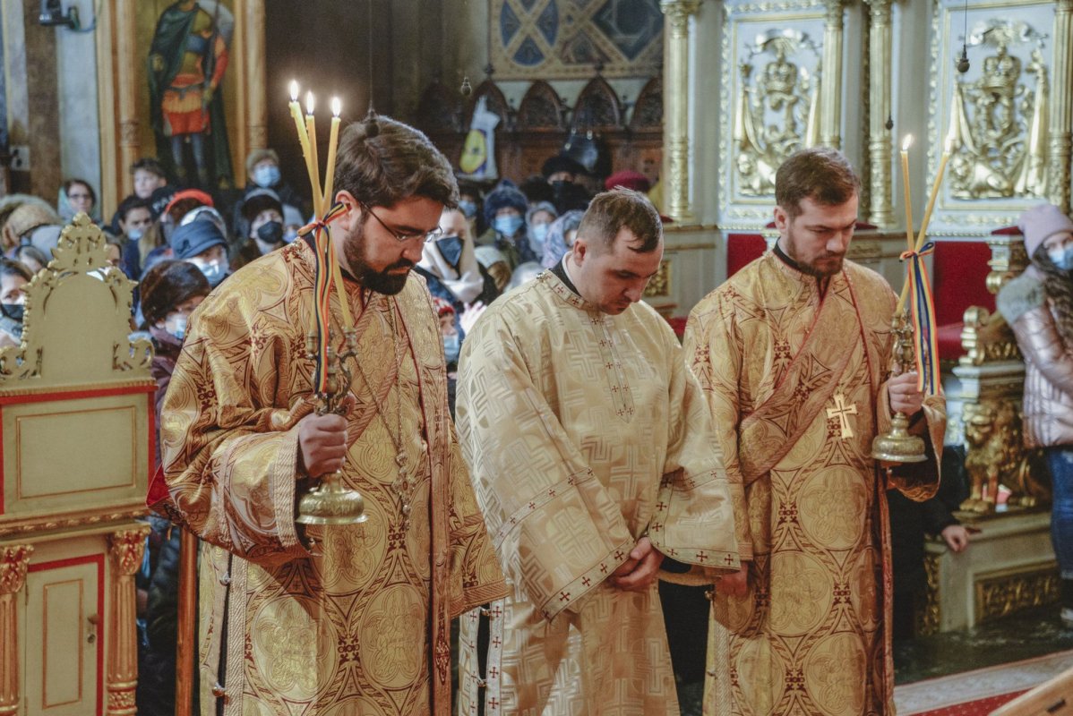 Ocrotitorii învățământului teologic, prăznuiți la Iași 202204