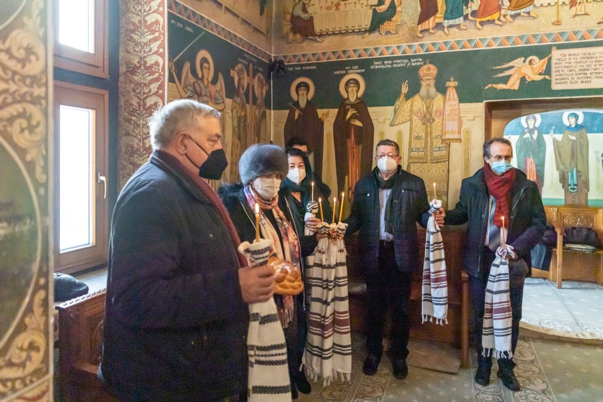 Pomenirea Mitropolitului Bartolomeu Anania la Dragomirna 202269