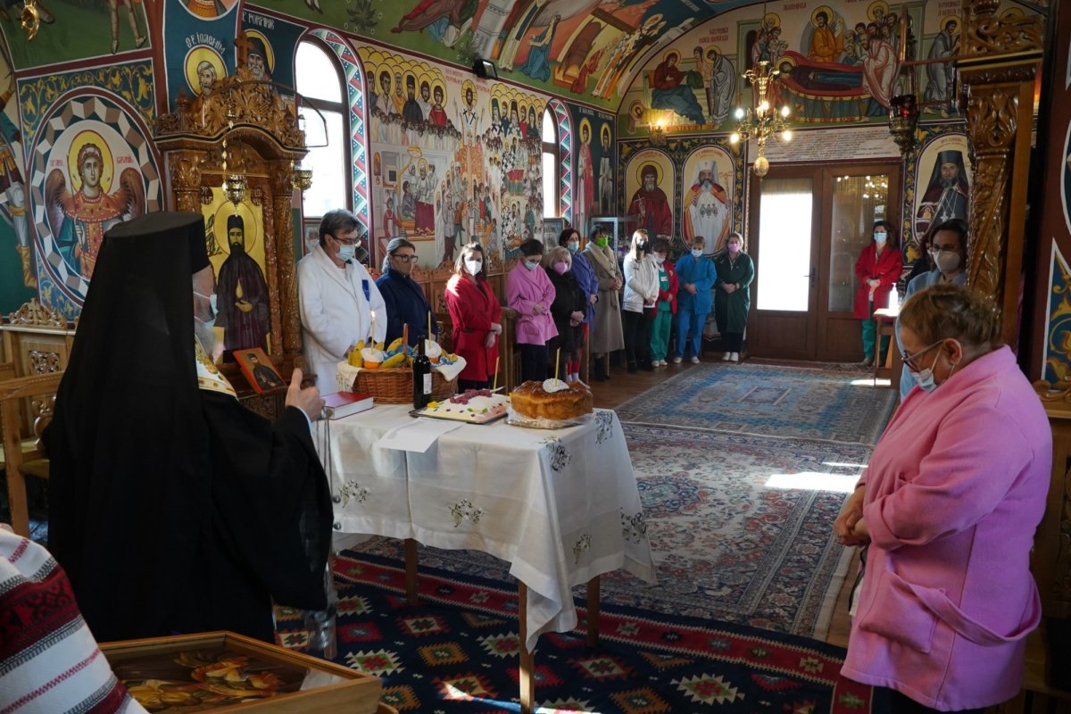 Hramul capelei Spitalului de copii din Galaţi 202375