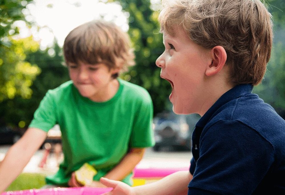 Trei elemente care promovează sănătatea emoțională în școală  202544