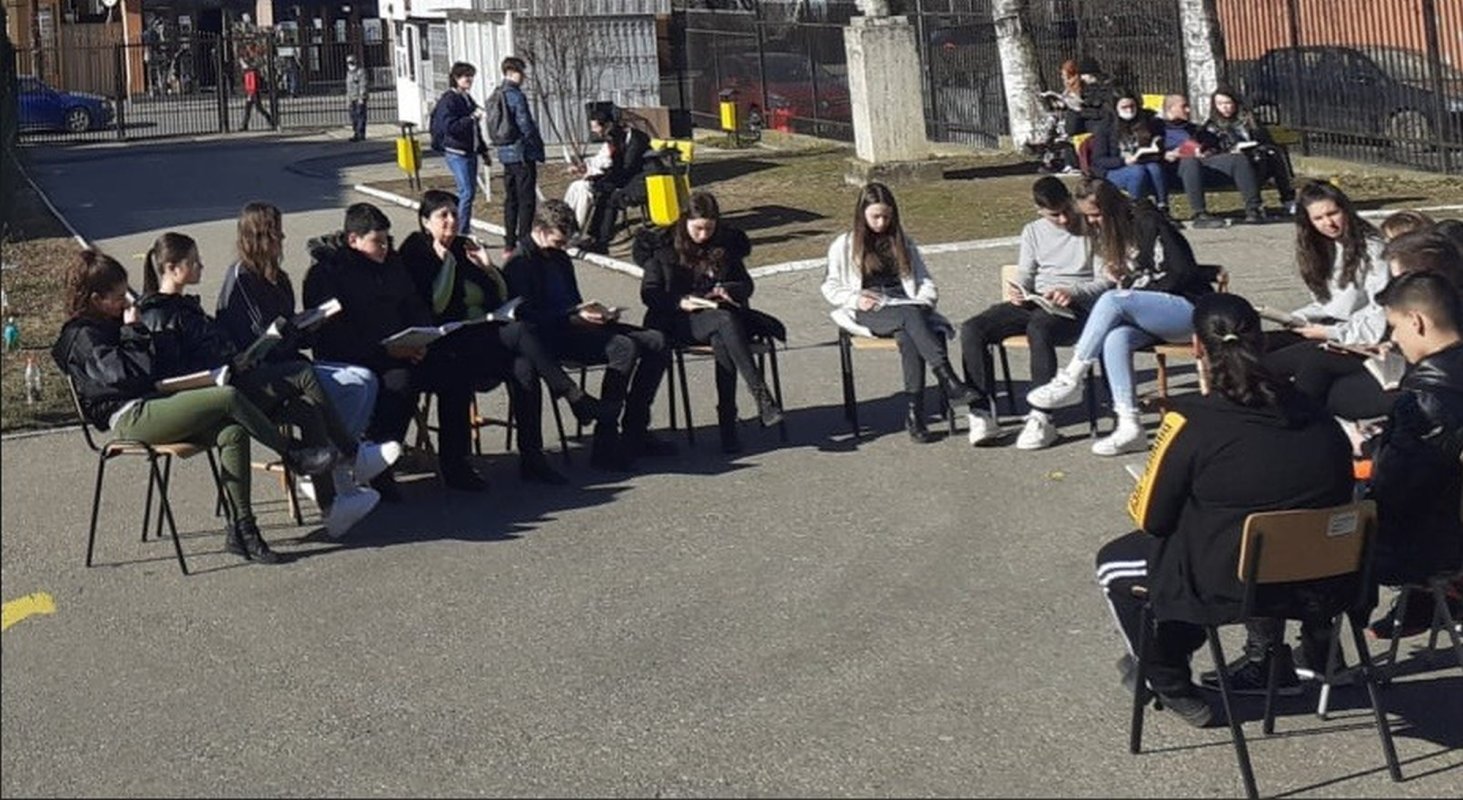 Ziua internaţională a cititului la Liceul Teologic din Târgu Jiu 202653