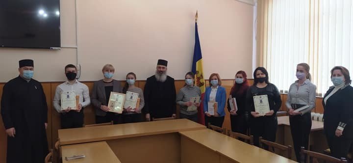 Patru burse „Mitropolit Visarion Puiu” oferite studenţilor de la Universitatea de Stat din Bălţi 202824