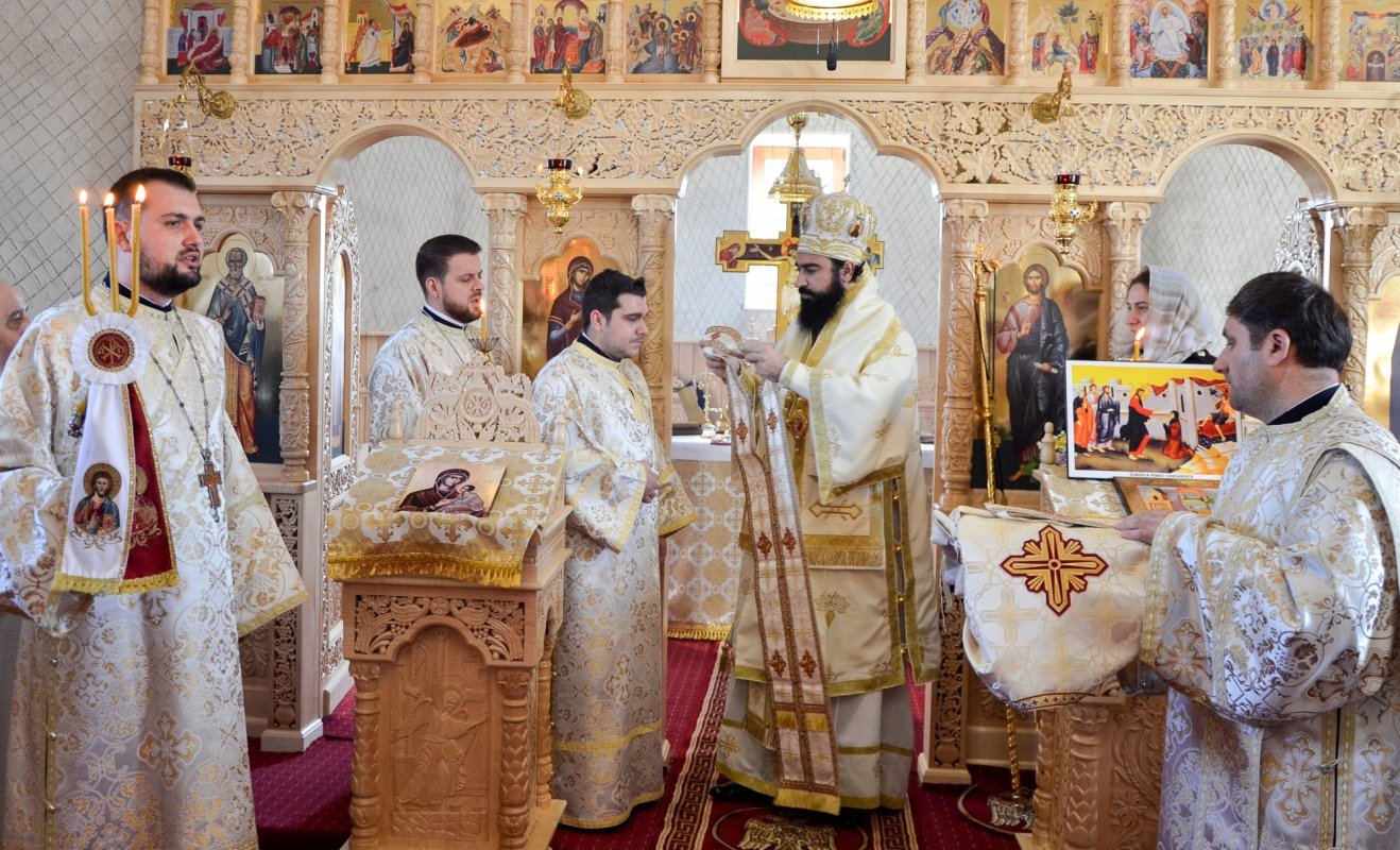 Sfințire de biserică la Schitul Bălata, Hunedoara 202913