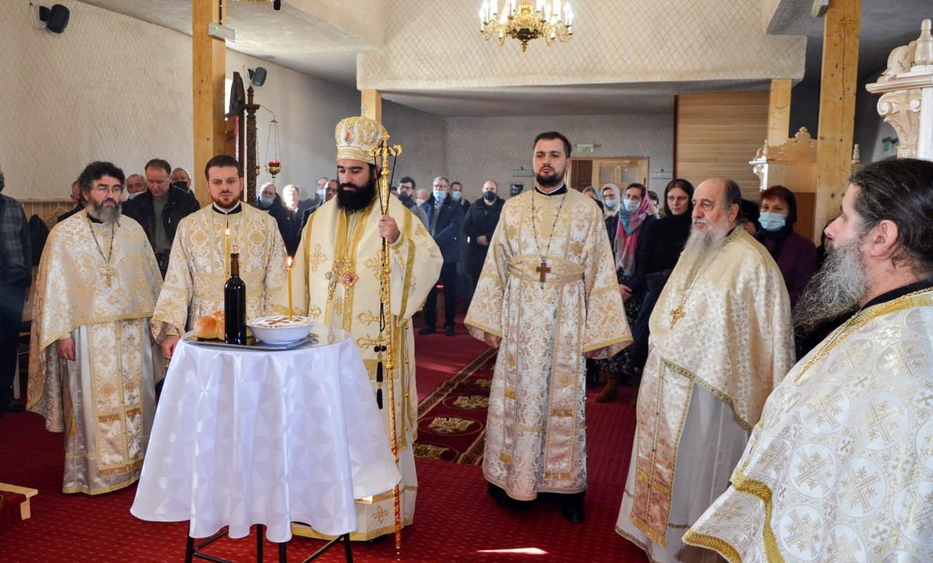 Sfințire de biserică la Schitul Bălata, Hunedoara 202914