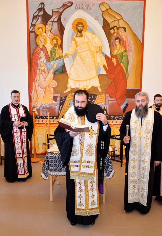 O nouă capelă mortuară la Bucium, Hunedoara 203491