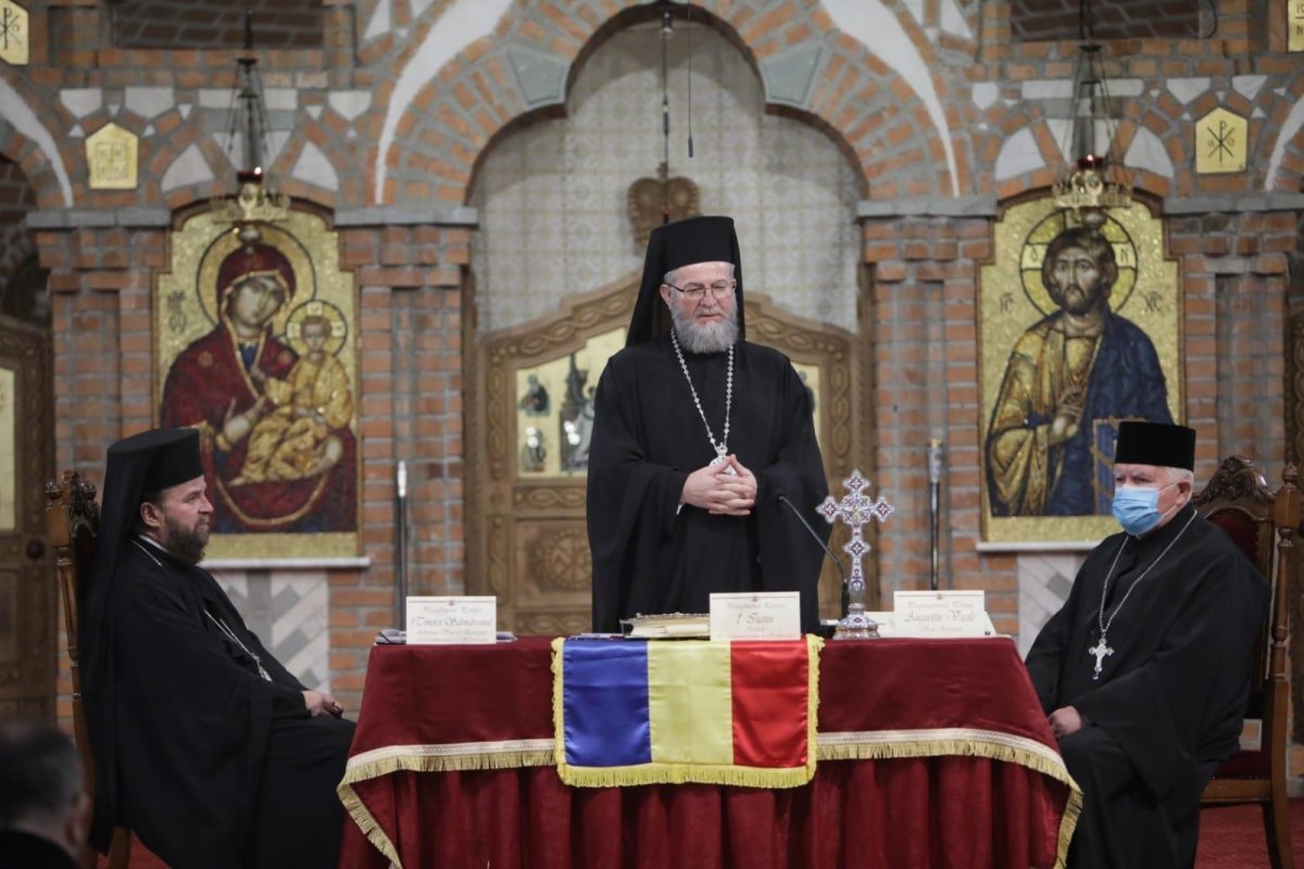 Ședința anuală a Adunării Eparhiale în Episcopia Maramureşului şi Sătmarului 203594