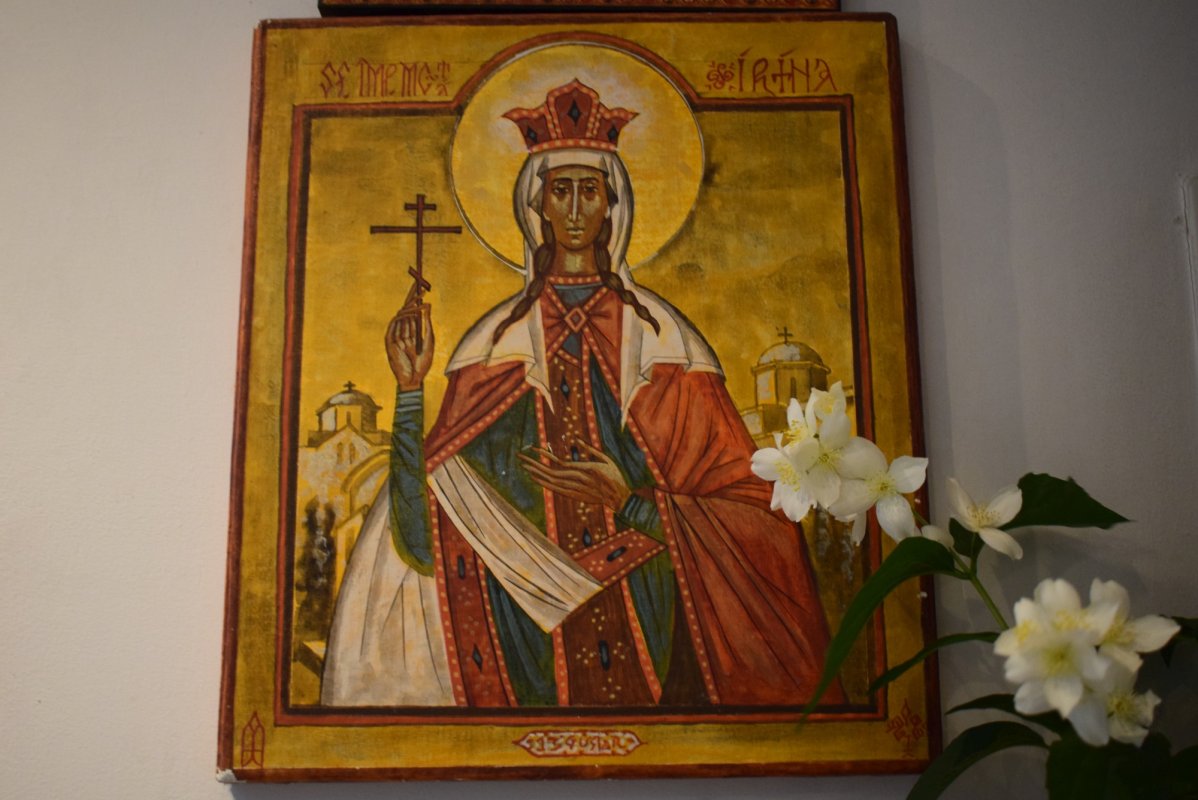 Doctorul îngrijește și Dumnezeu vindecă 203586