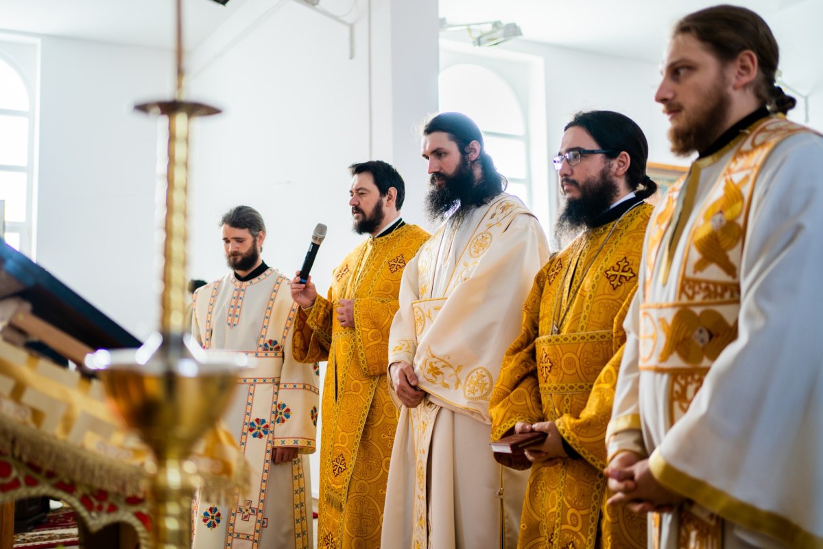 Binecuvântare la Mănăstirea „Acoperământul Maicii Domnului”-Siminicea 204124