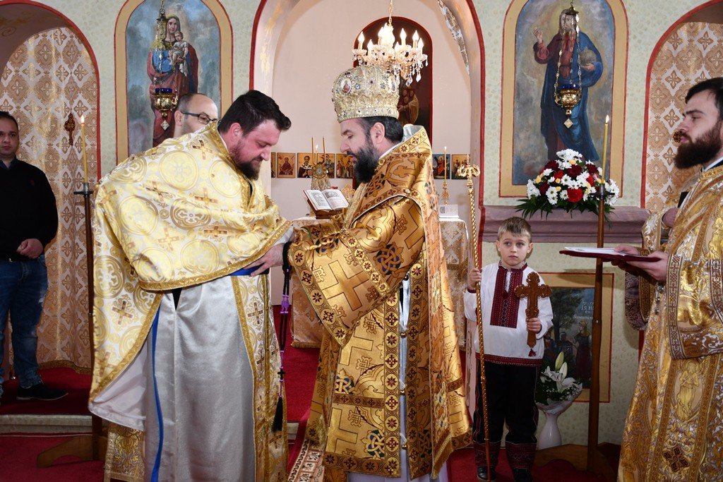 Binecuvântare și înnoire la Parohia Valeapai, județul Caraș-Severin 204148