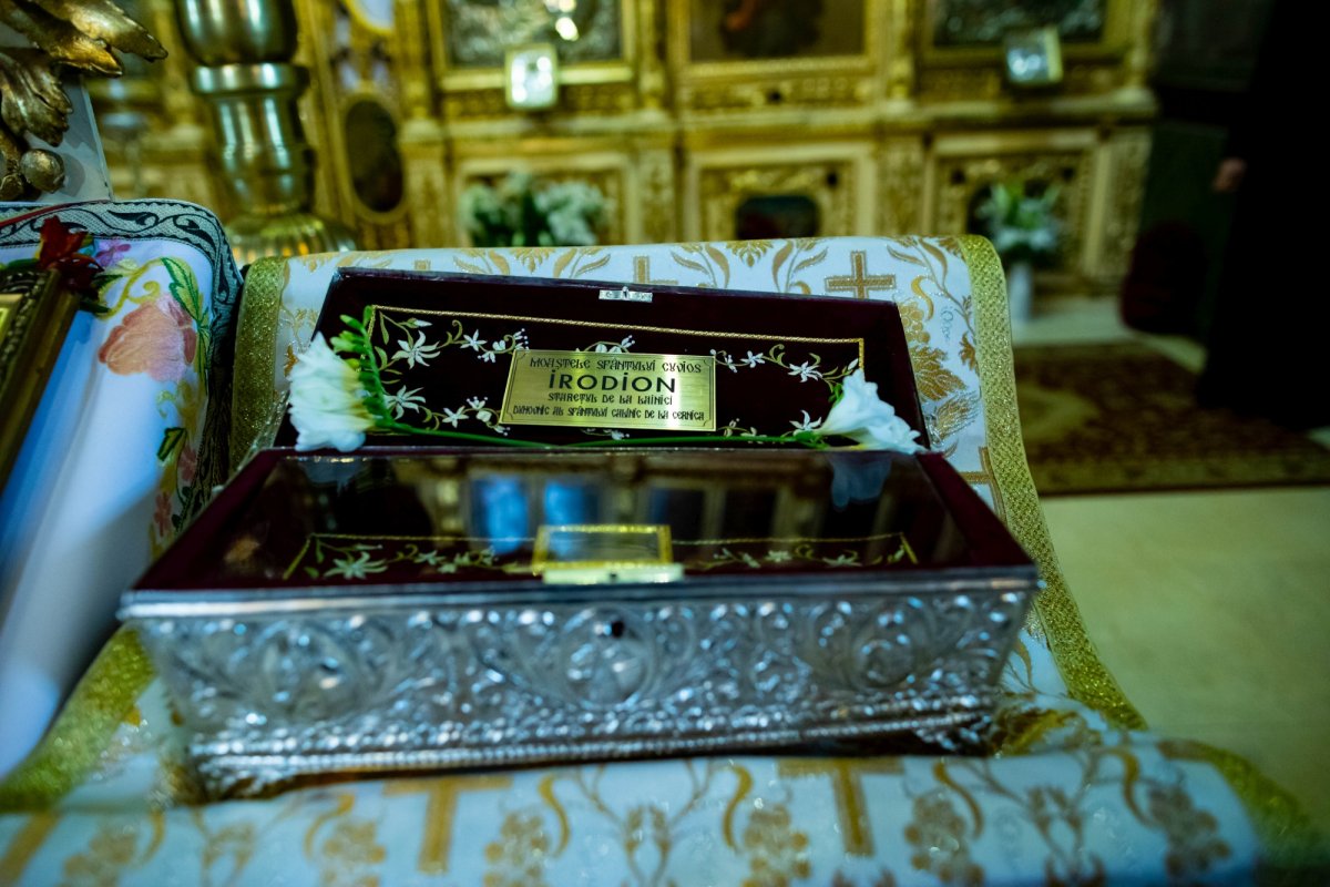 Slujbă de pomenire pentru romii trecuți la Domnul în robie, lagăre și deportări 204016