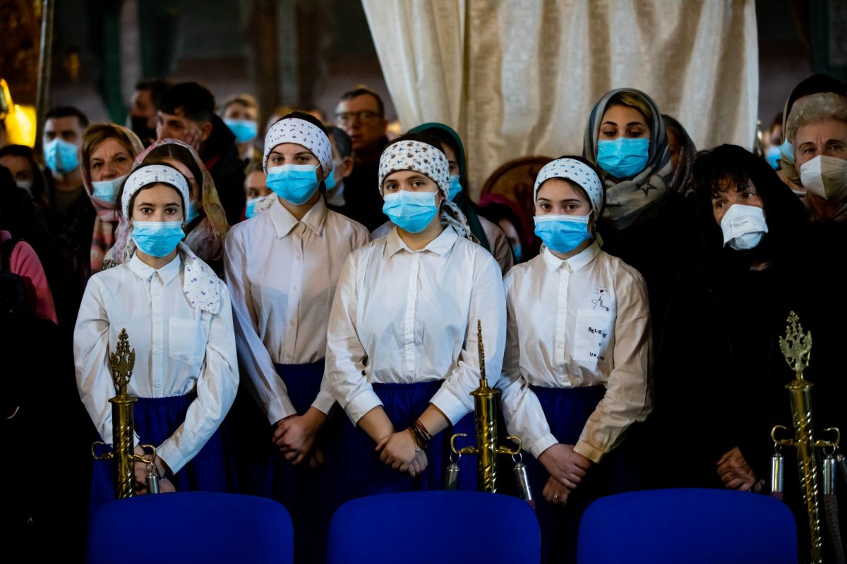 Slujbă de pomenire pentru romii trecuți la Domnul în robie, lagăre și deportări 204021