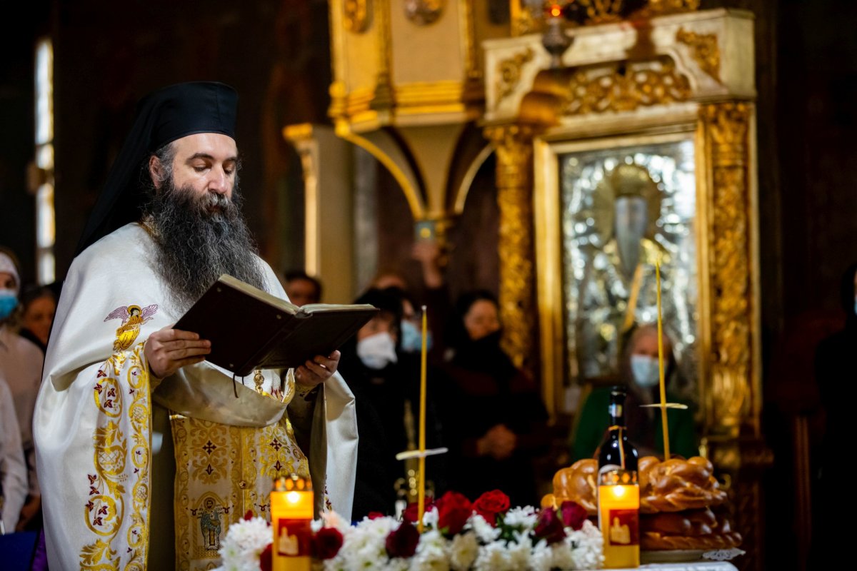 Slujbă de pomenire pentru romii trecuți la Domnul în robie, lagăre și deportări 204039