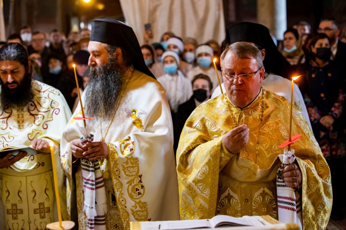 Slujbă de pomenire pentru romii trecuți la Domnul în robie, lagăre și deportări 204048