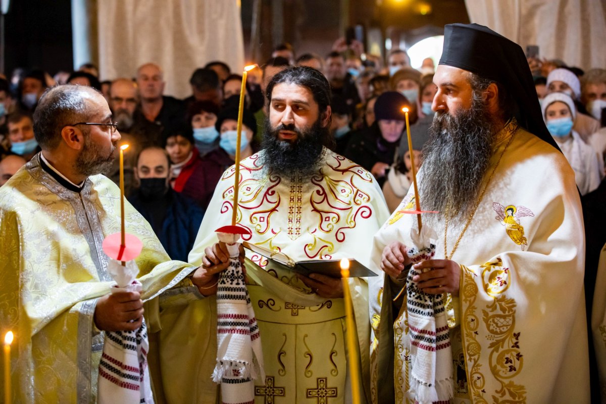 Slujbă de pomenire pentru romii trecuți la Domnul în robie, lagăre și deportări 204049