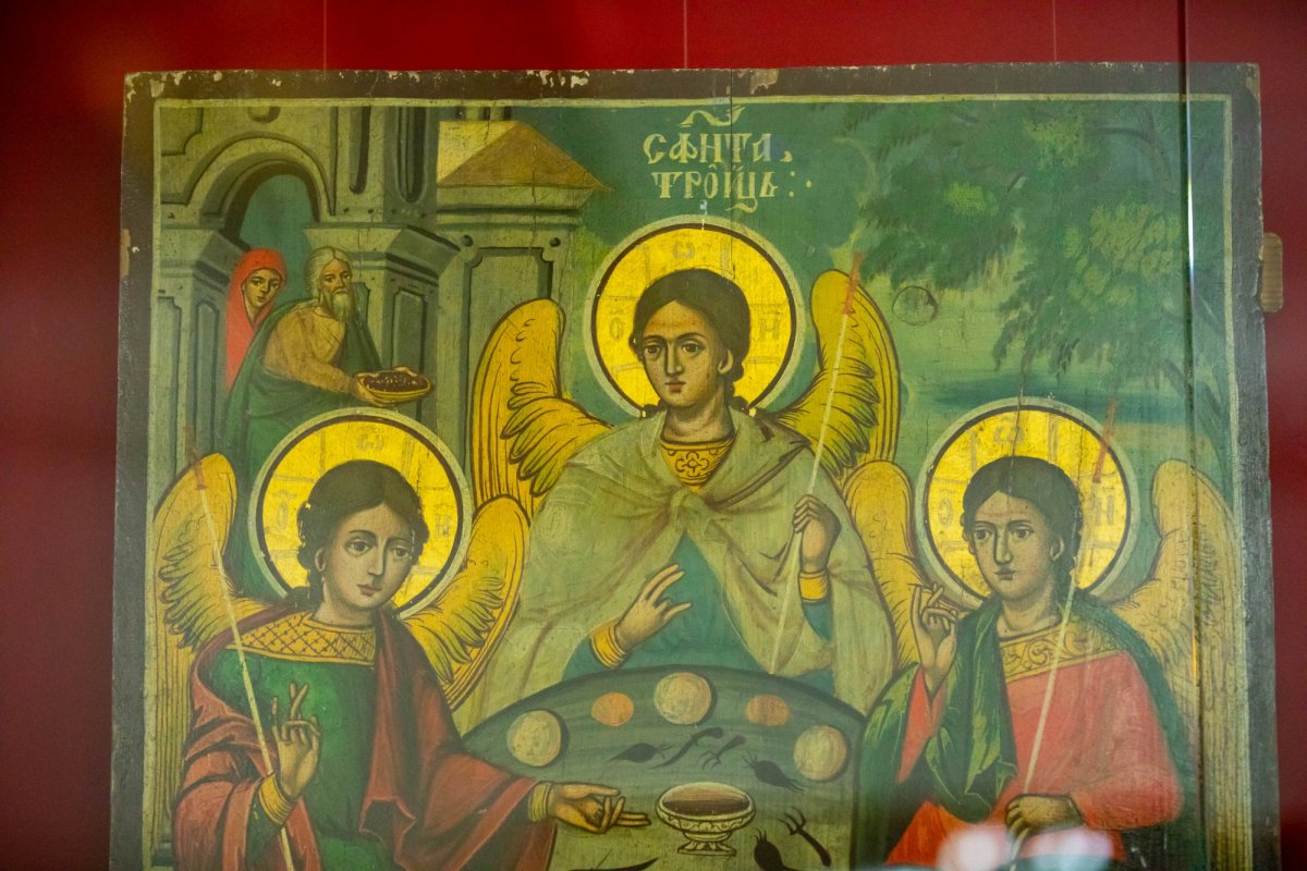 Slujbă de pomenire pentru romii trecuți la Domnul în robie, lagăre și deportări 204089