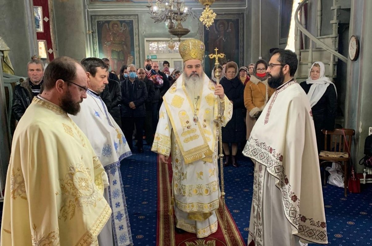 „Domnul ne primește cu brațele deschise, fără să ne reproșeze nimic” 204220