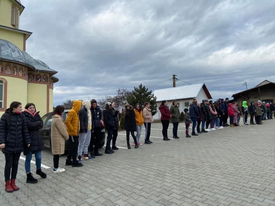 Proiectul „O zi a bucuriei” pentru copiii din eparhia clujeană 204321