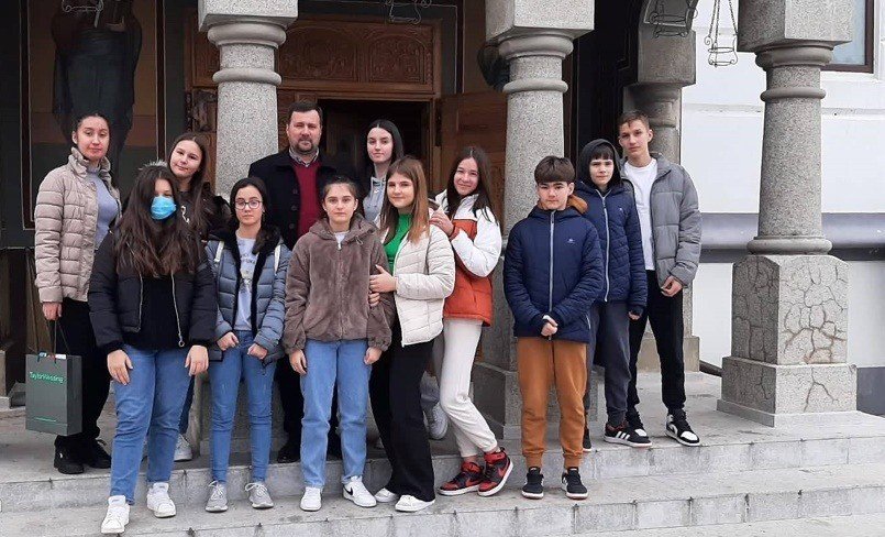 Activități catehetice la parohii în Arhiepiscopia Craiovei 204400