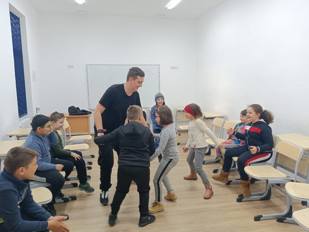 Activități socio‑educaționale pentru tineri din Caraș‑Severin  204397