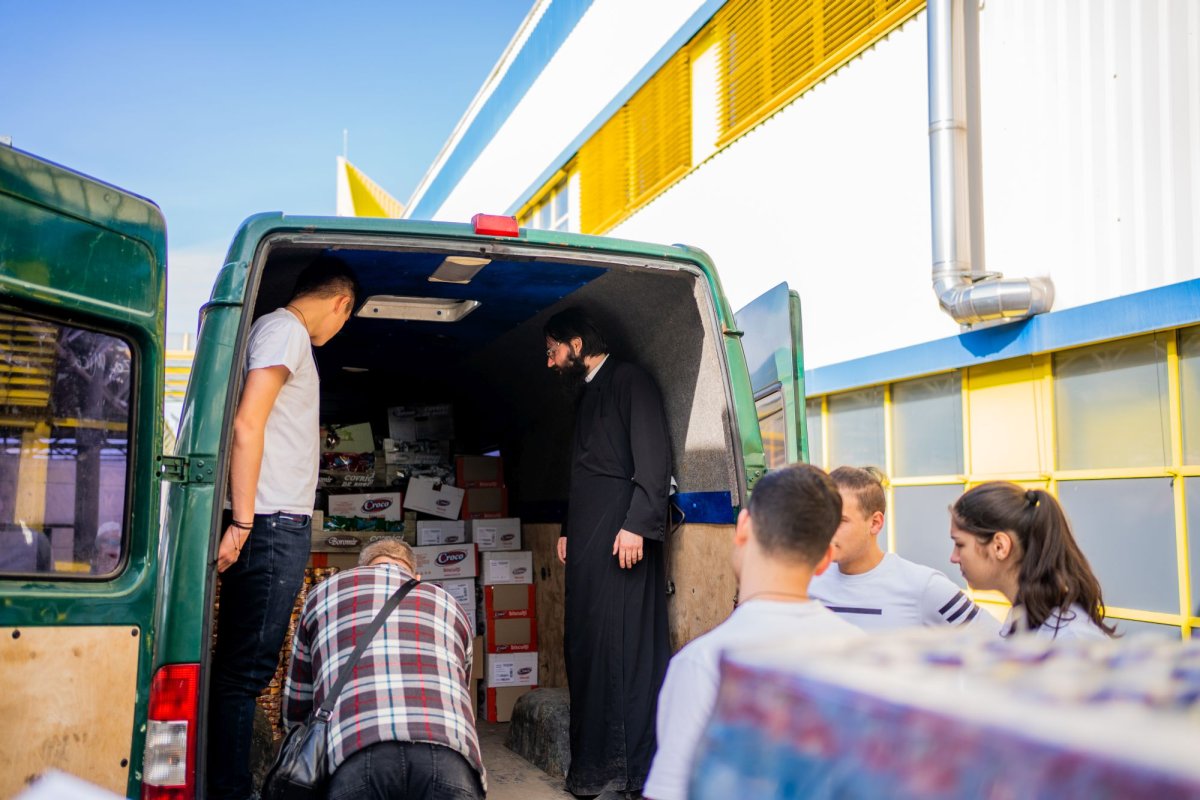 Alimente, asistență spirituală, locuri de cazare pentru ucraineni în Arhiepiscopia Sucevei și Rădăuților  204568