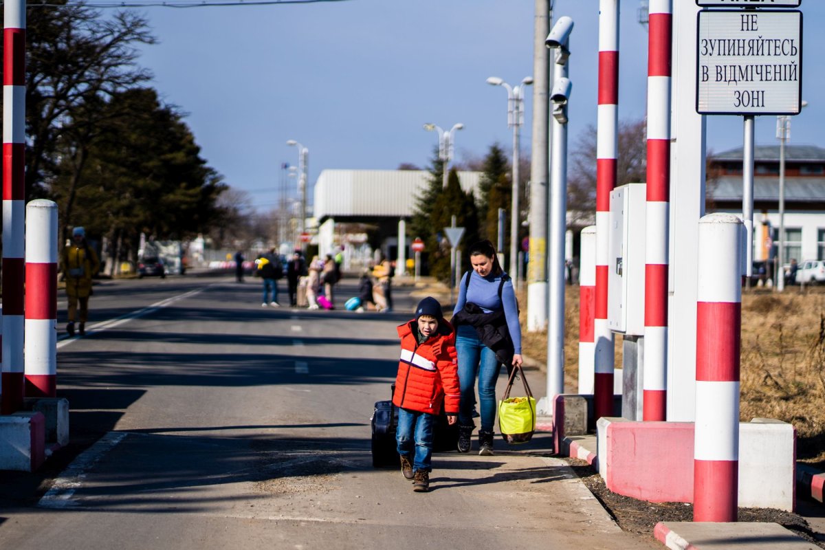 Alimente, asistență spirituală, locuri de cazare pentru ucraineni în Arhiepiscopia Sucevei și Rădăuților  204573