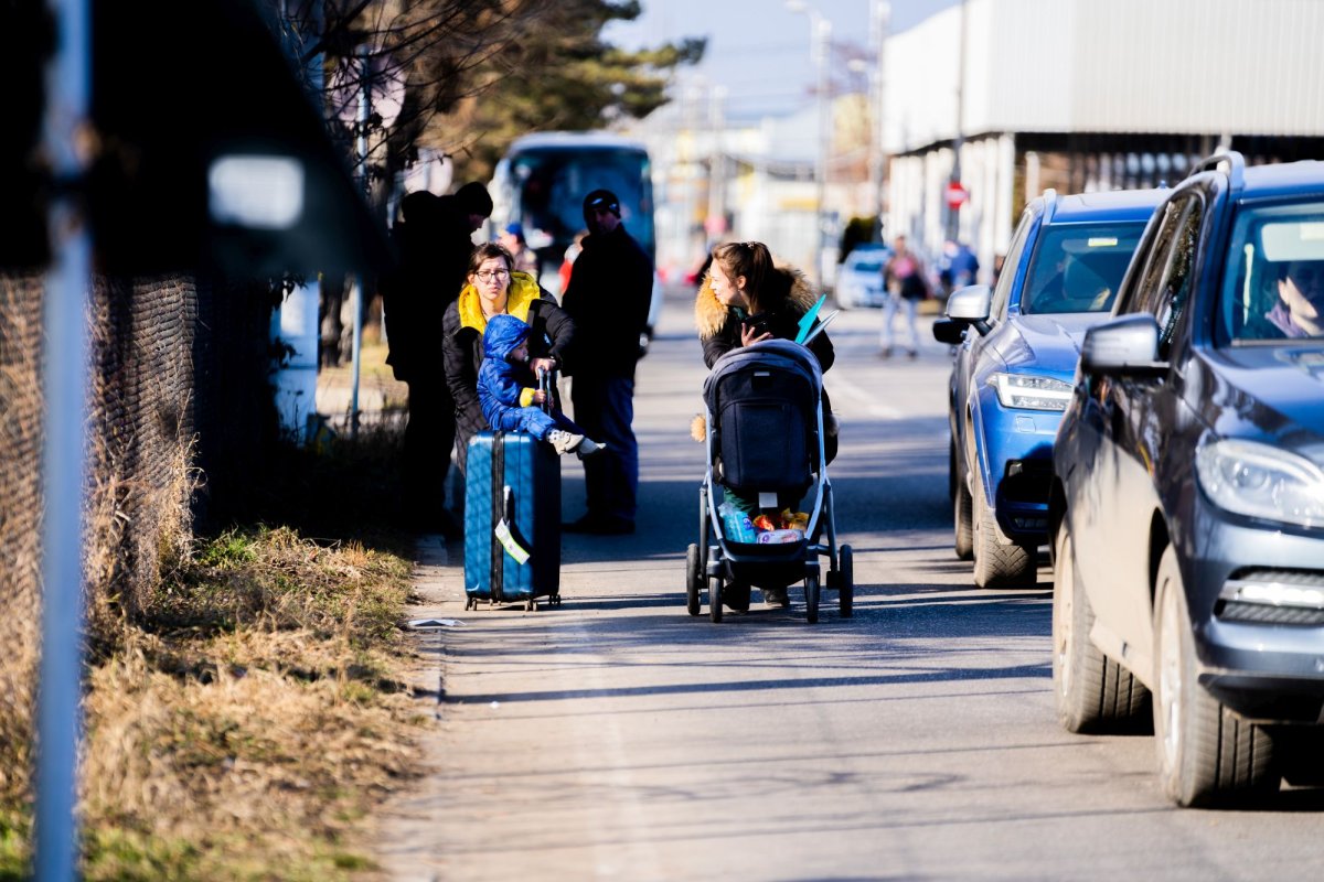 Alimente, asistență spirituală, locuri de cazare pentru ucraineni în Arhiepiscopia Sucevei și Rădăuților  204584