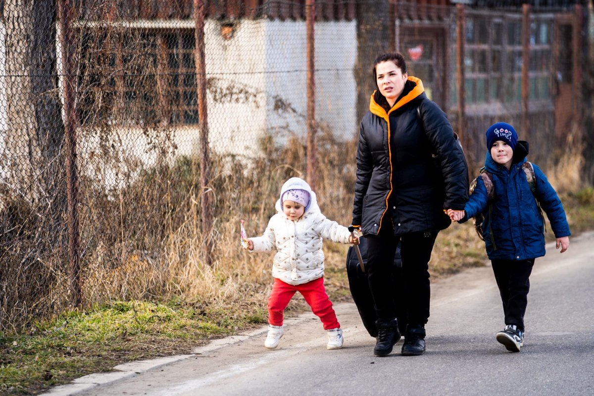 Alimente, asistență spirituală, locuri de cazare pentru ucraineni în Arhiepiscopia Sucevei și Rădăuților  204599