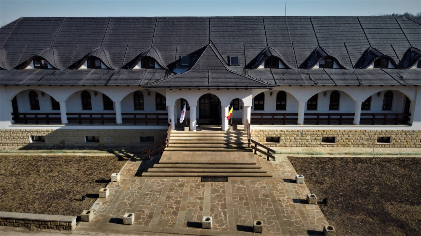 Sprijin oferit de Arhiepiscopia Sucevei și Rădăuților cetățenilor ucraineni, refugiați în România 204512