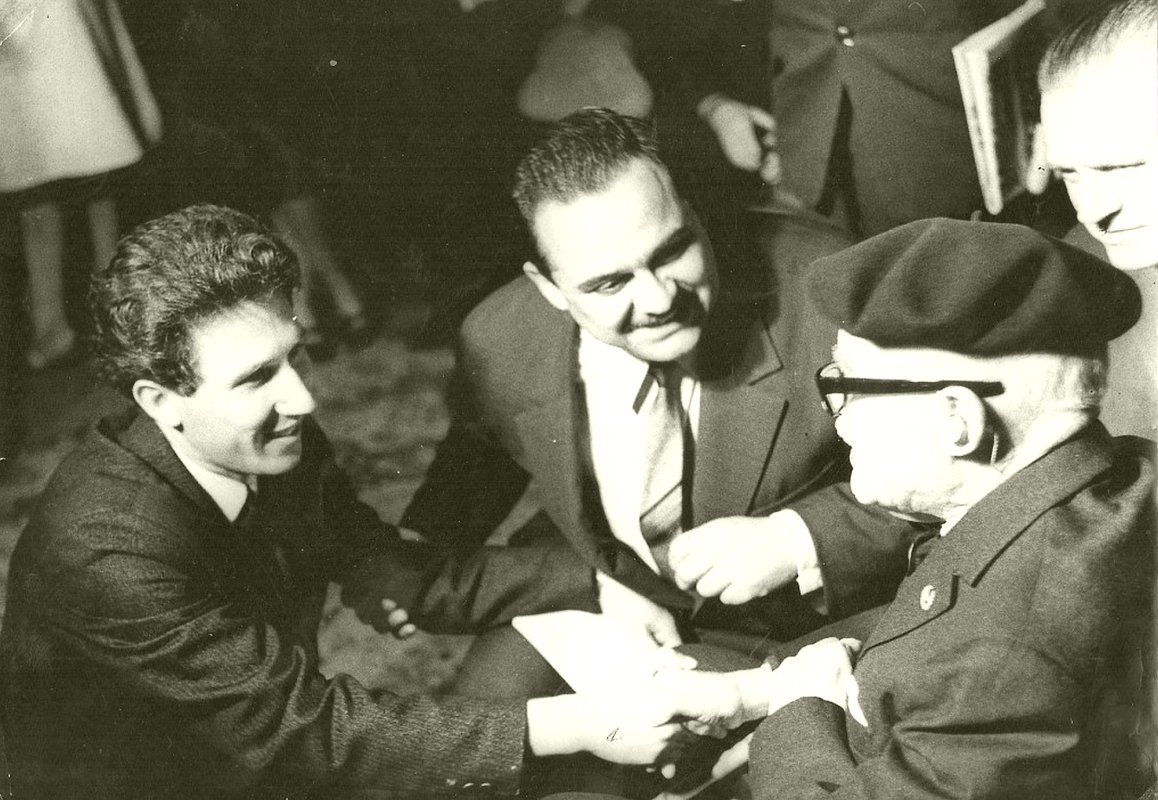 Amintiri despre inegalabilul poet Marin Sorescu 204215