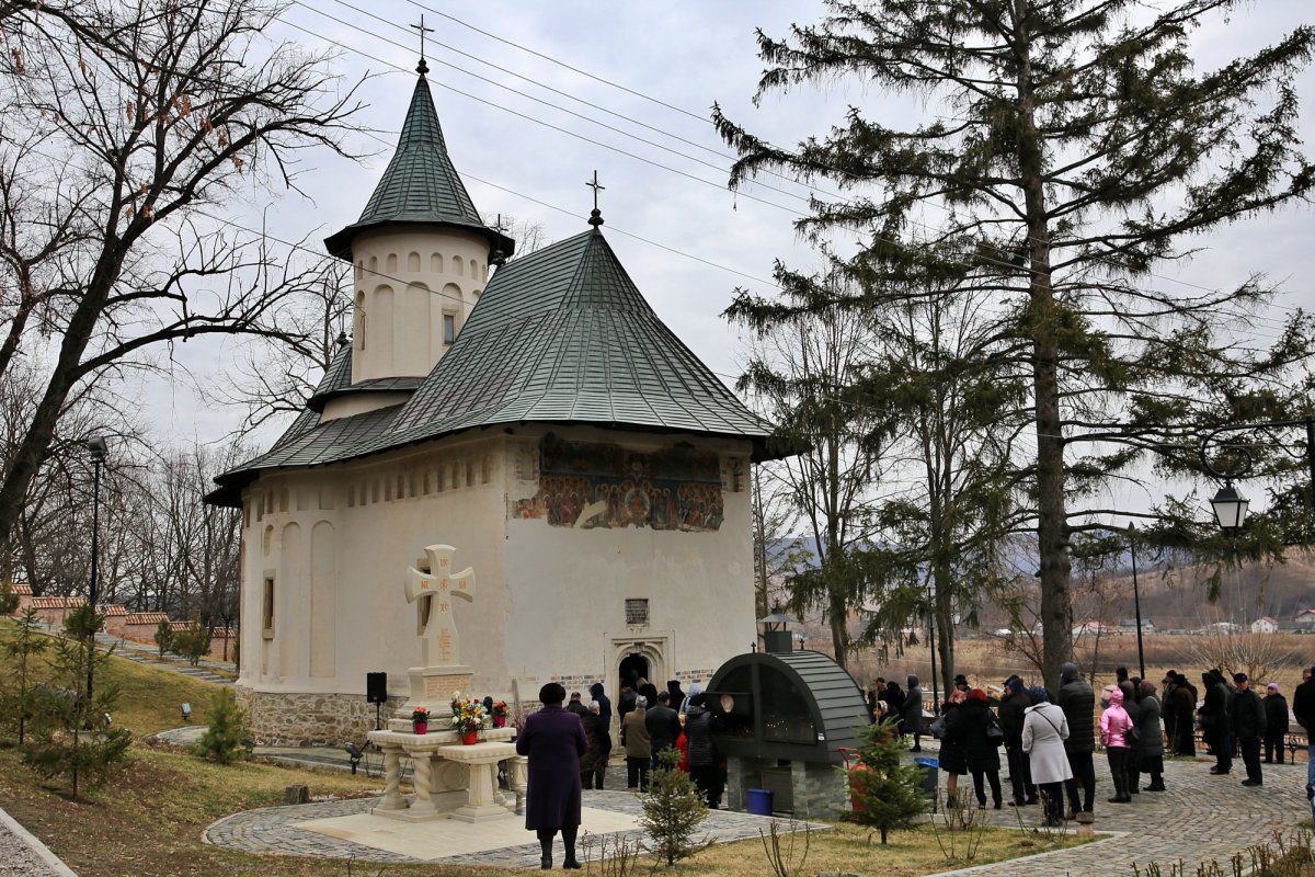 Apel la rugăciune și milostenie făcut de Mitropolitul Moldovei și Bucovinei 204717