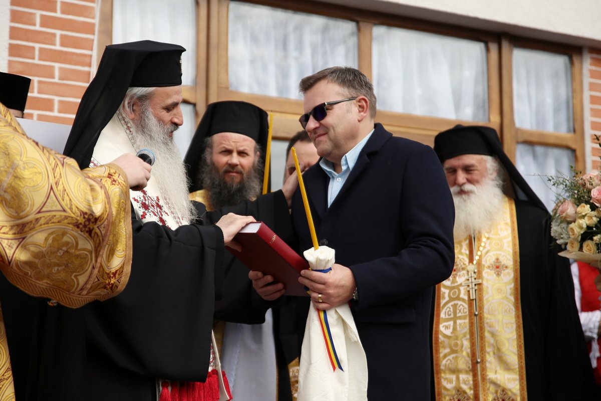 Apel la rugăciune și milostenie făcut de Mitropolitul Moldovei și Bucovinei 204723