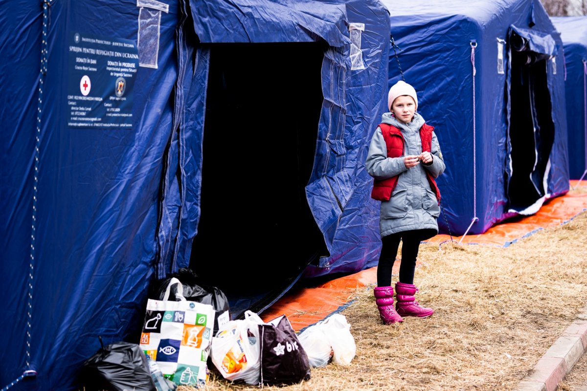 Arhiepiscopia Sucevei și Rădăuților continuă să fie alături de refugiați 204740