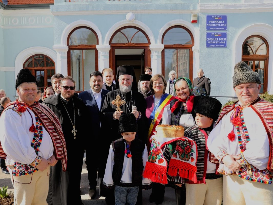 „Ne rugăm Bunului Dumnezeu să înceteze glasul armelor” 204733