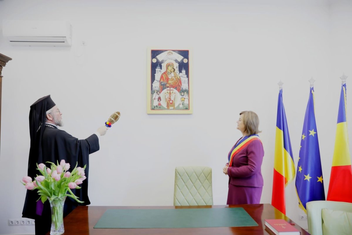 „Ne rugăm Bunului Dumnezeu să înceteze glasul armelor” 204734