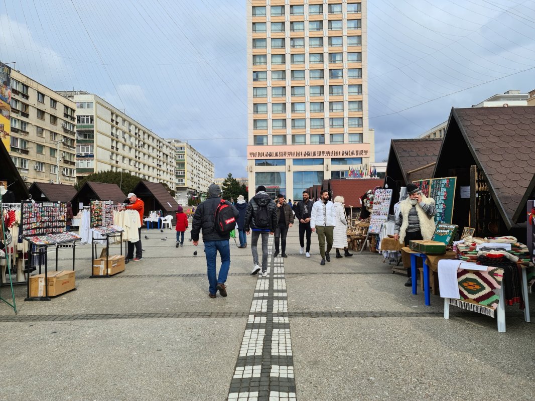 Mărțișorul, „fărâma de soare” a acestor zile grele 204932