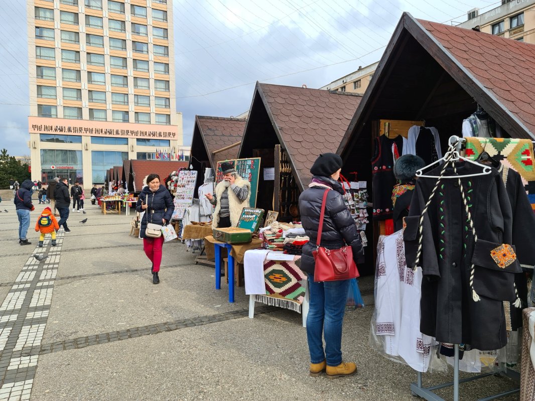 Mărțișorul, „fărâma de soare” a acestor zile grele 204941