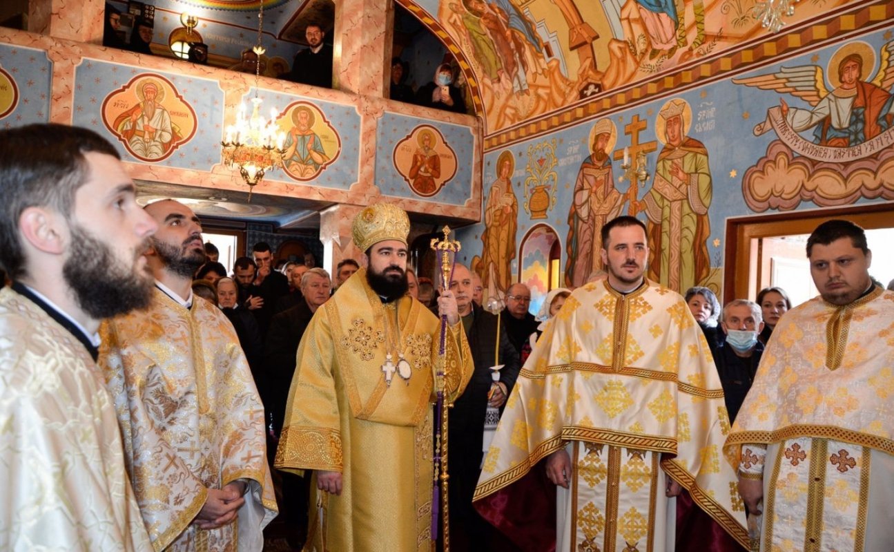 Resfințirea bisericii din satul Toplița, Protopopiatul Deva 204967