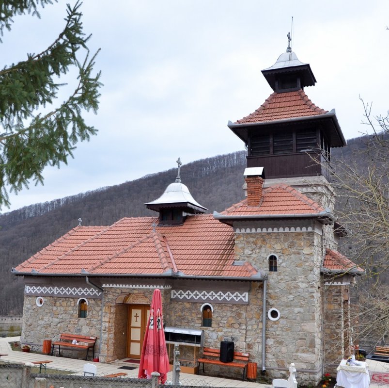 Resfințirea bisericii din satul Toplița, Protopopiatul Deva 204969