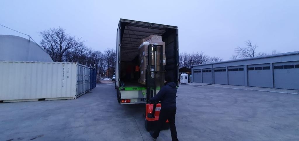 Transport de alimente și spații de cazare pentru refugiați în Arhiepiscopia Bucureștilor 204971