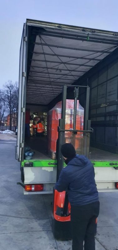 Transport de alimente și spații de cazare pentru refugiați în Arhiepiscopia Bucureștilor 204972